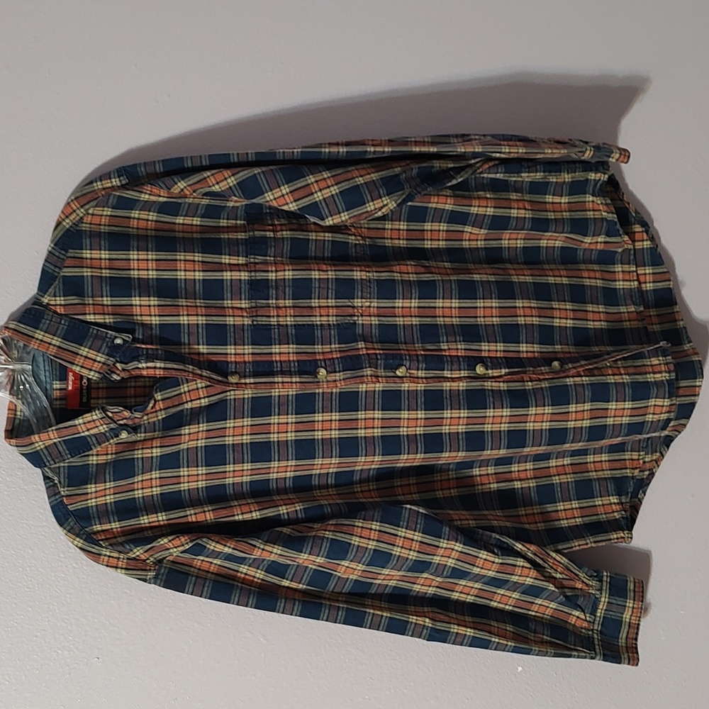 Wrangler Hero long sleeve plaid button down shirt